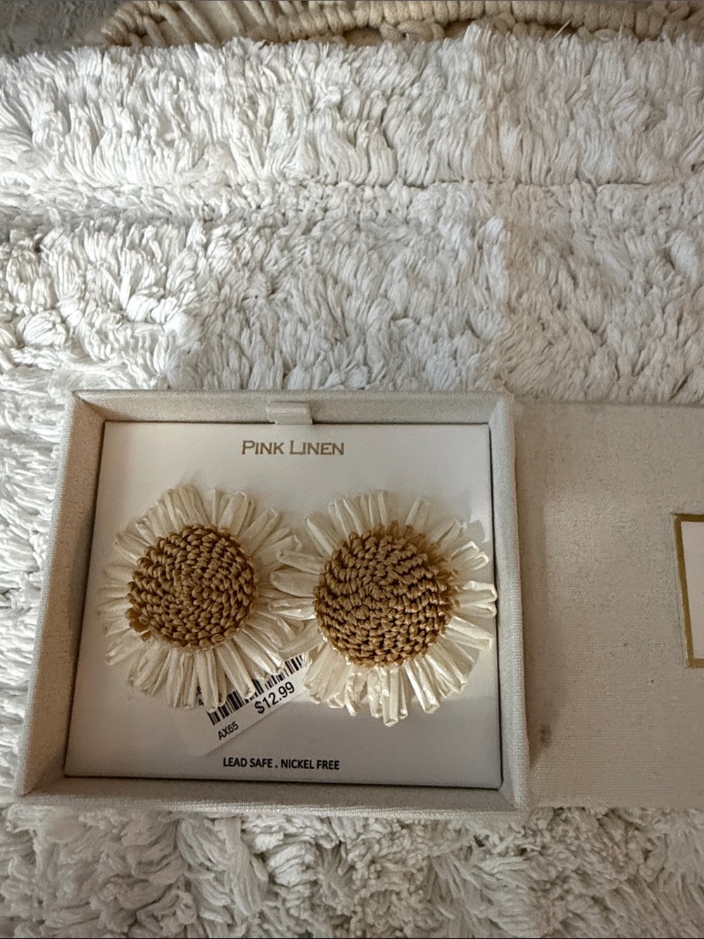 Pink Linen Cream & Tan Daisy Raffia Stud Earrings